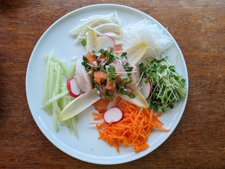 Sashimi salad